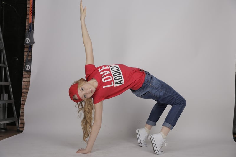 Breakdancer